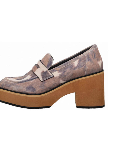 Ivy Shoe In Cream Suede By Antelope.