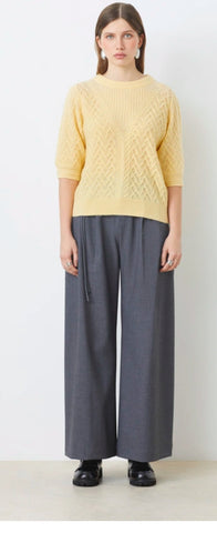Jaune Pensee Pullover
