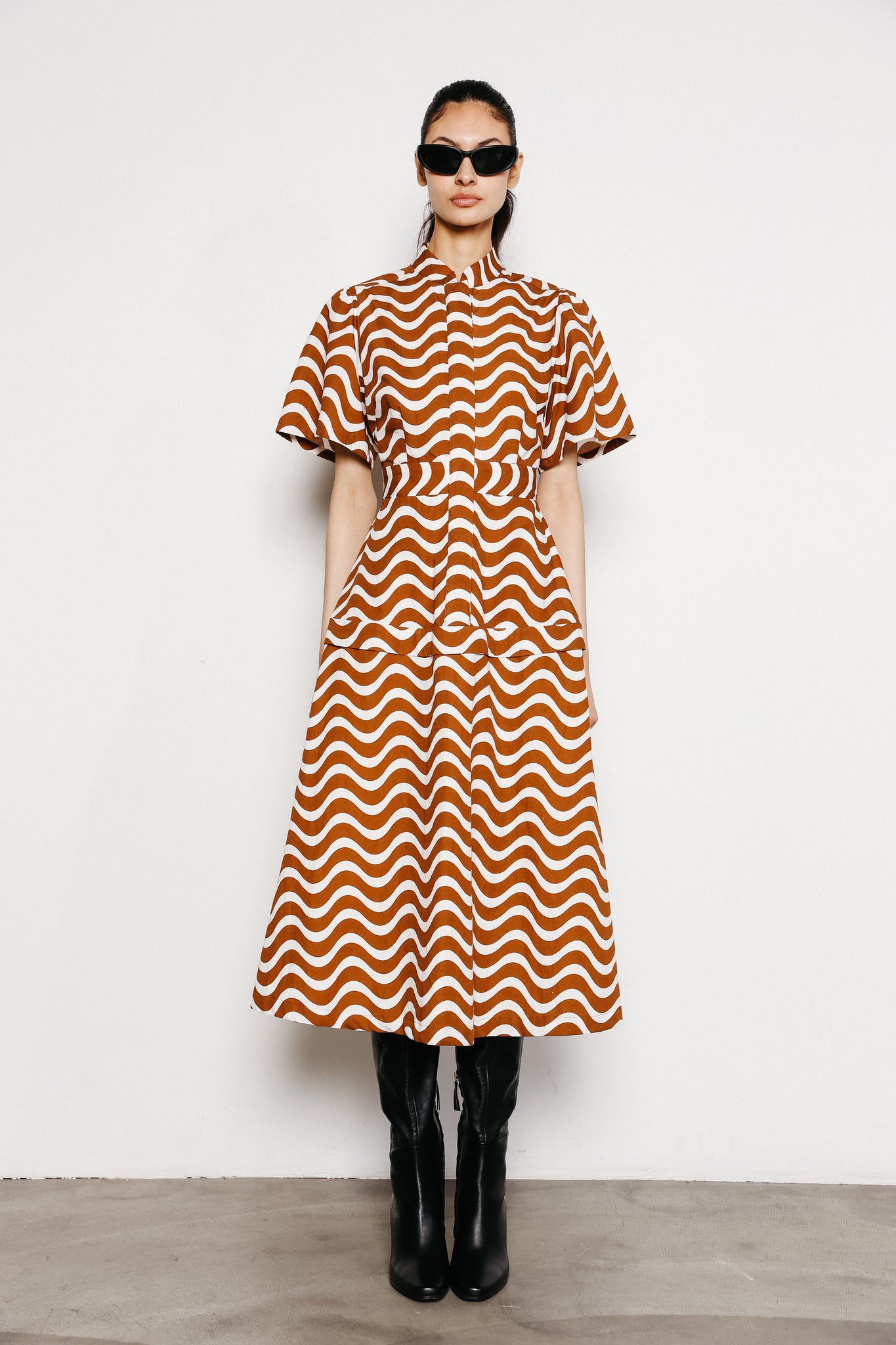 leah midi dress Leah Short Sleeve Midi Dress Small