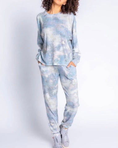 Cloudy Days Lounge Set