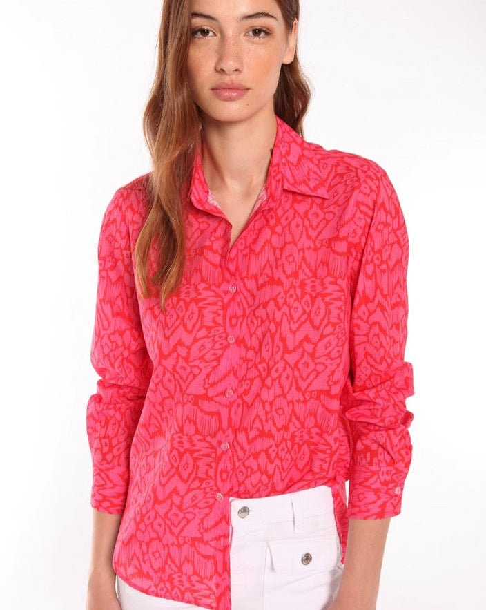 Pink cotton blouse with ikat design by Vilagallo.